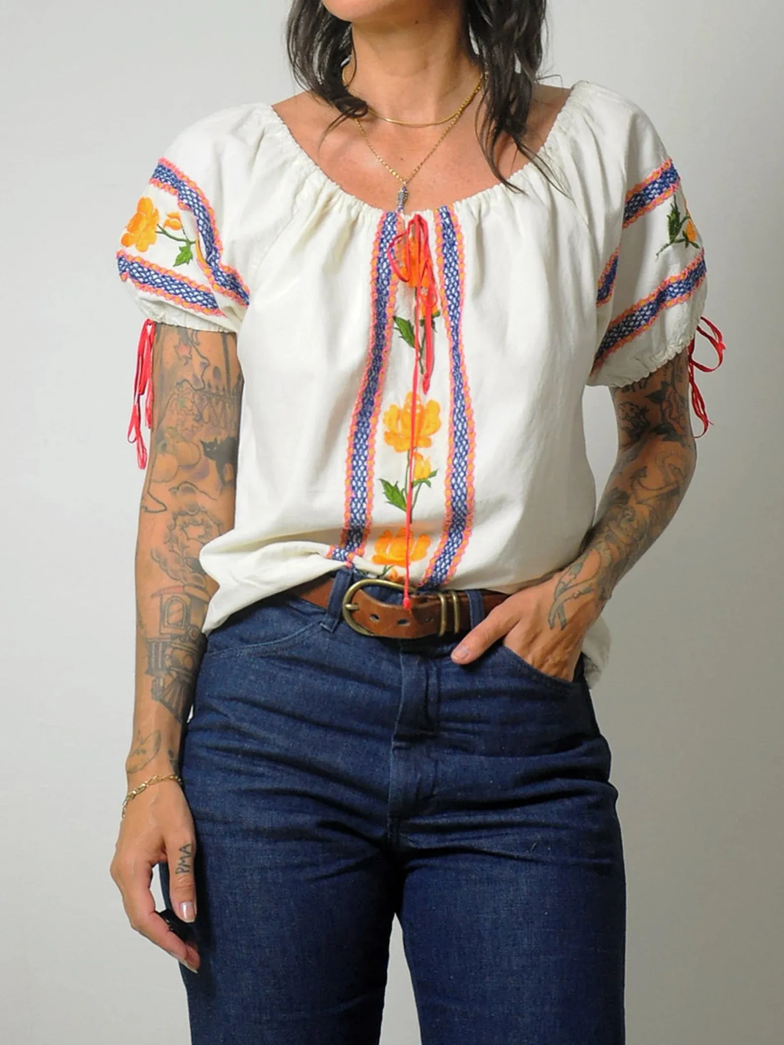 1970s Floral Embroidered Peasant Blouse