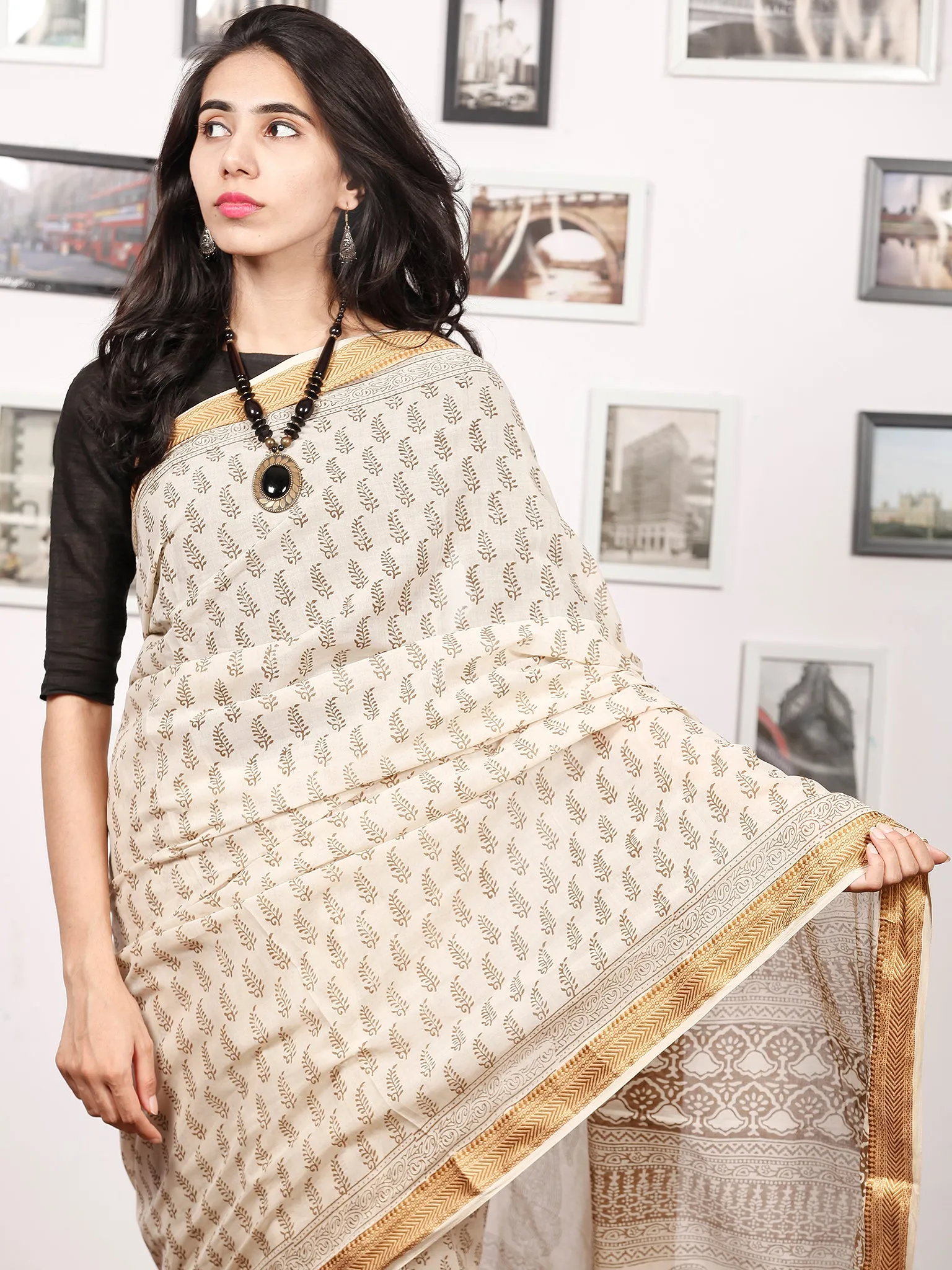 Beige Brown Bagh Printed Maheshwari Cotton Saree - S031703336