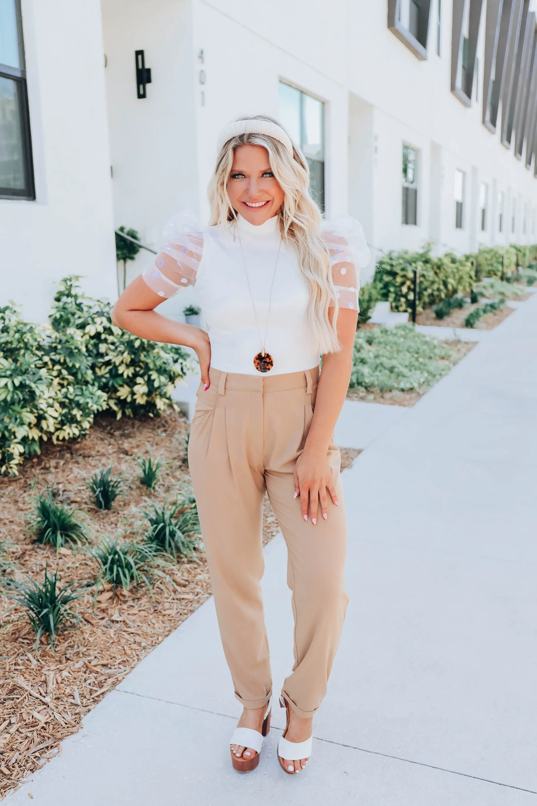 Fancy That Pleated Trouser - Taupe