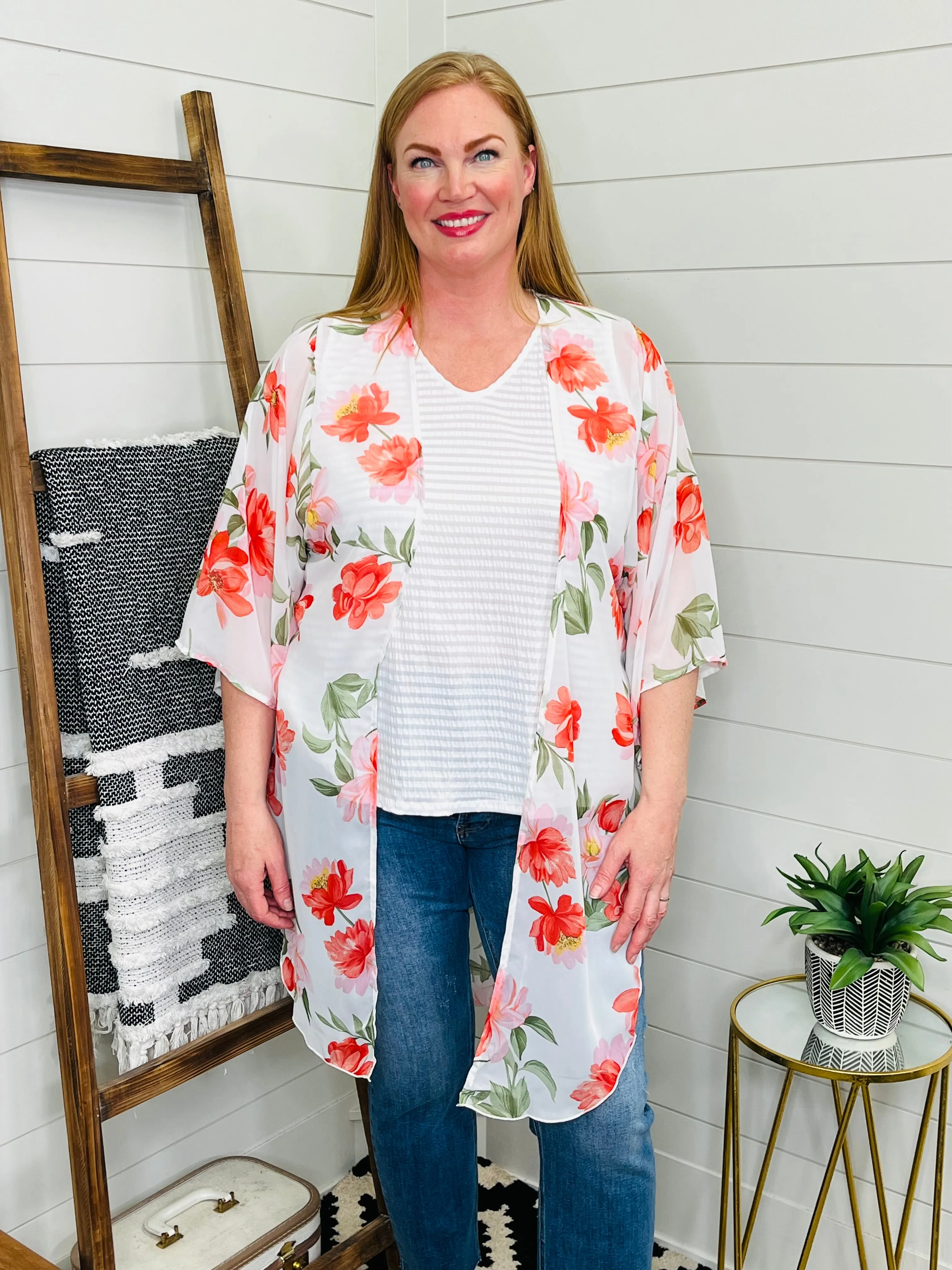 Flowy Floral Kimono : 2 Colors