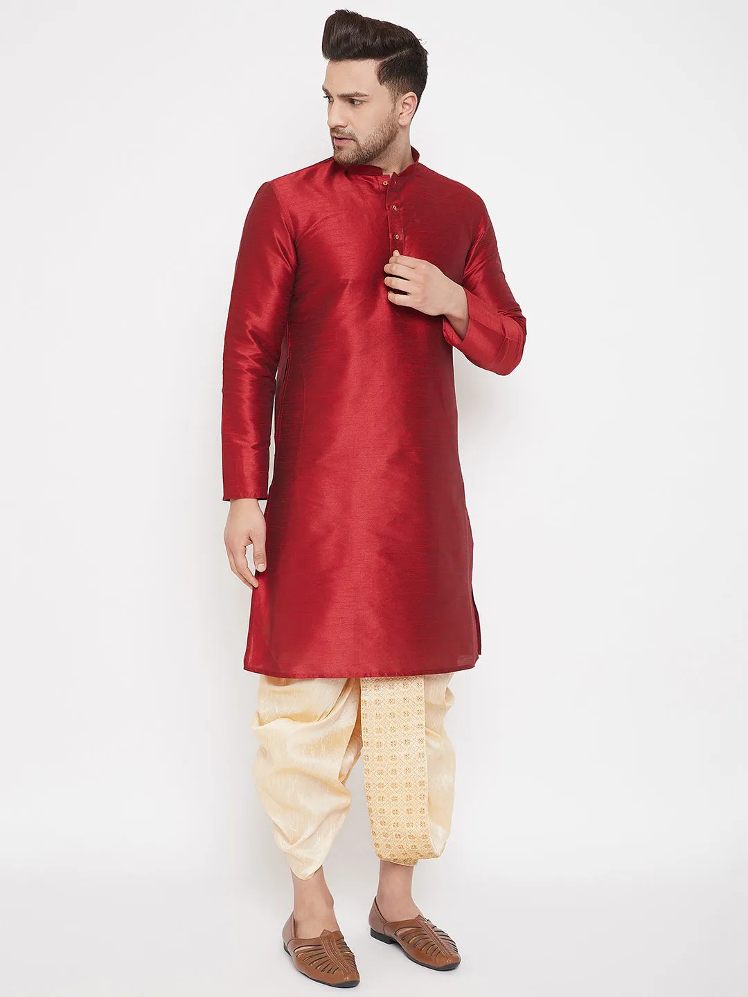 Jashvi Men's Gold Embroidred Dhoti