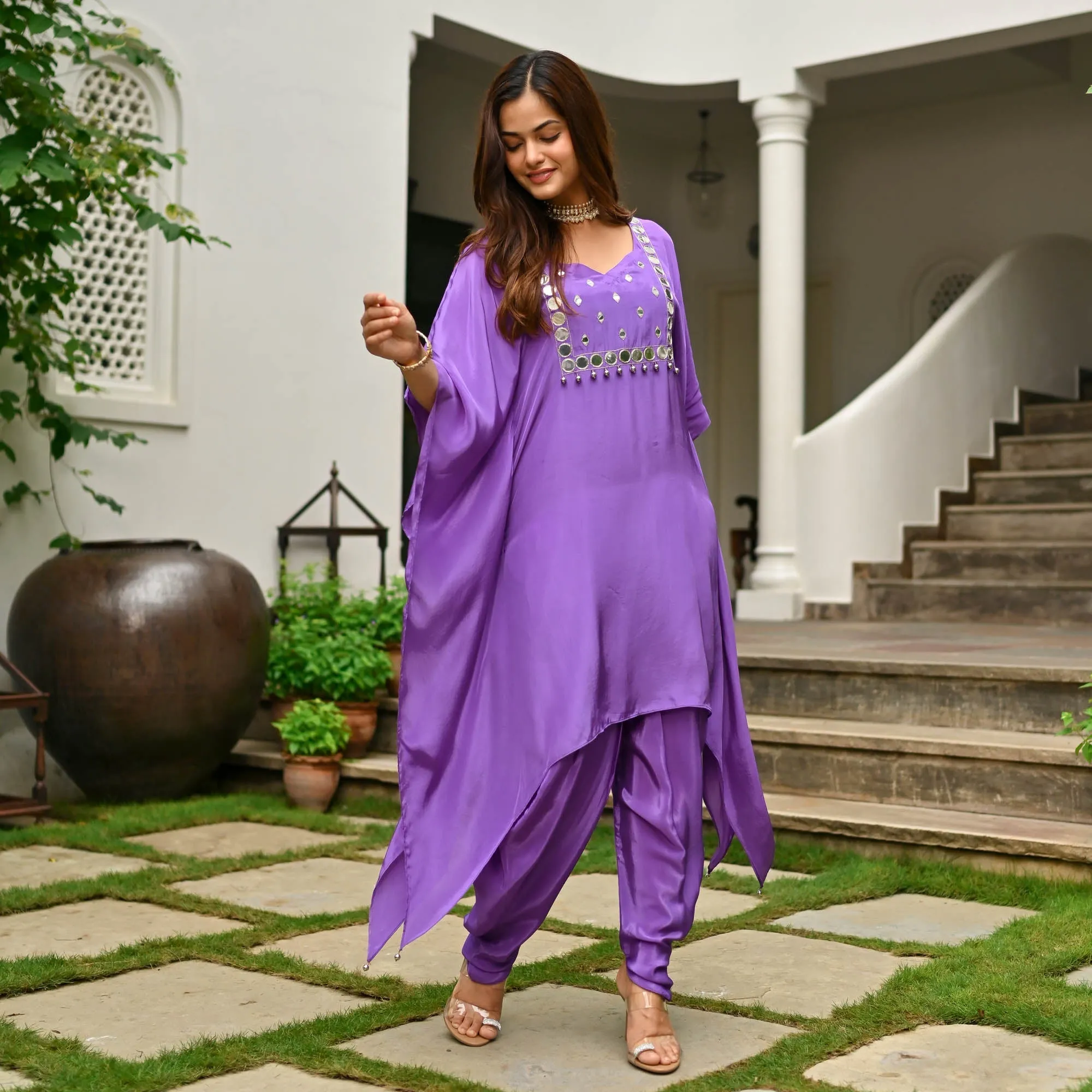 RUTVI KAFTAN SET