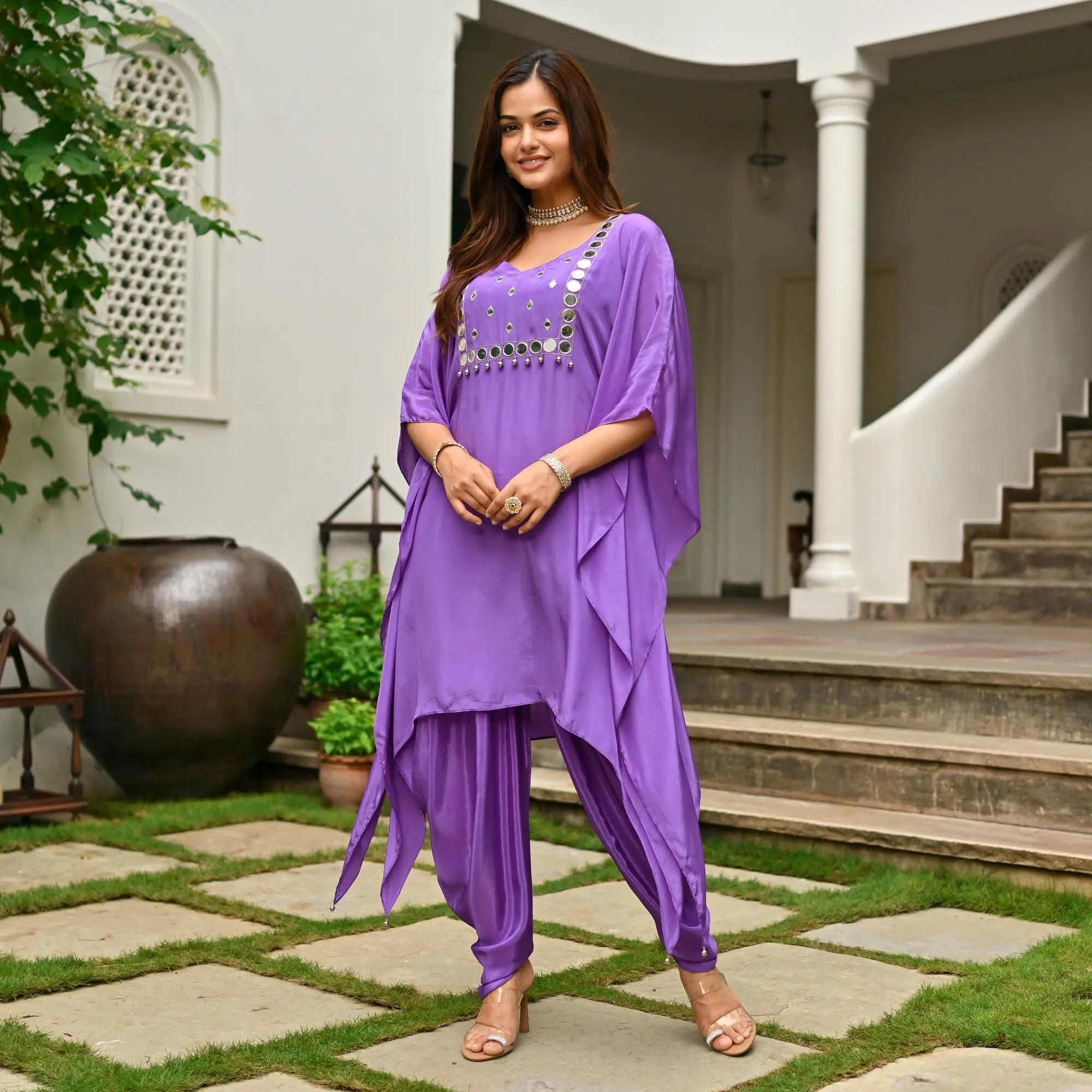 RUTVI KAFTAN SET