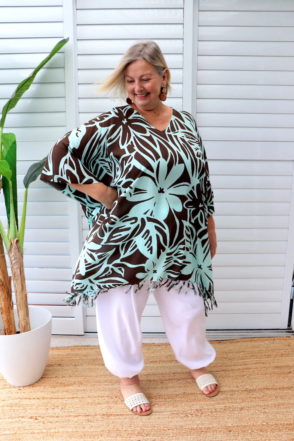 Short Kaftan With Tassels In Hibiscus Mint