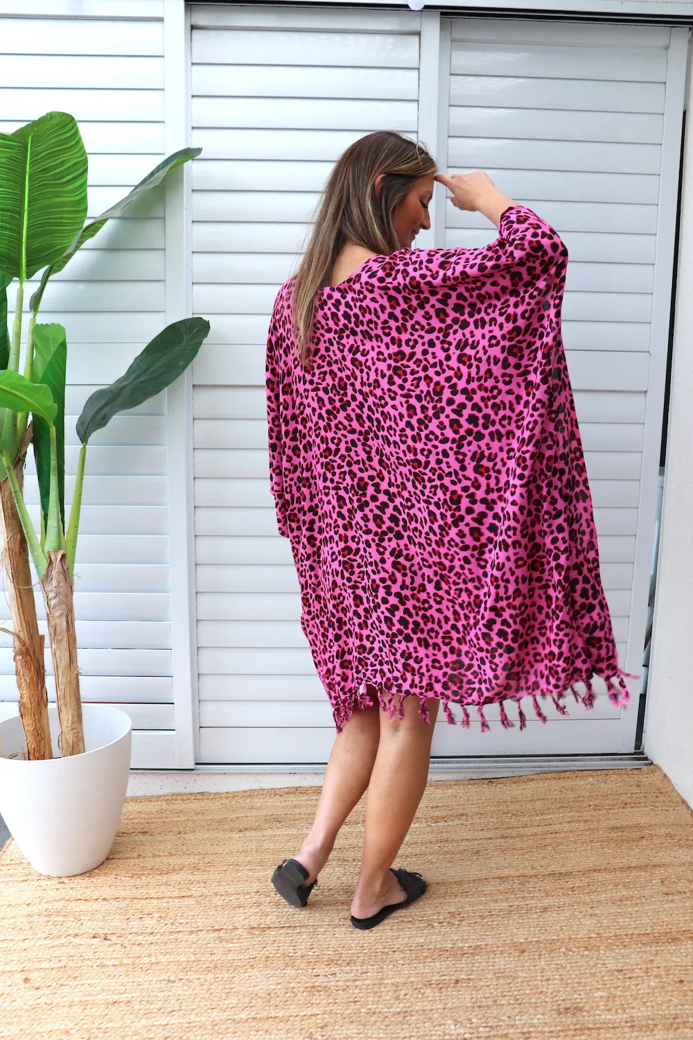 Short Kaftan With Tassels In Pink Leopard