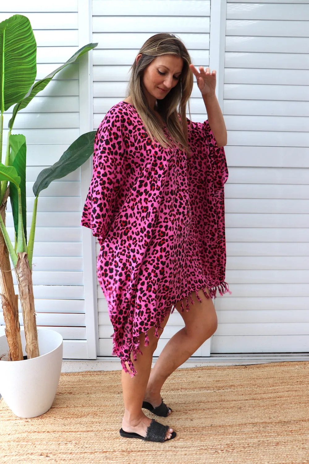 Short Kaftan With Tassels In Pink Leopard