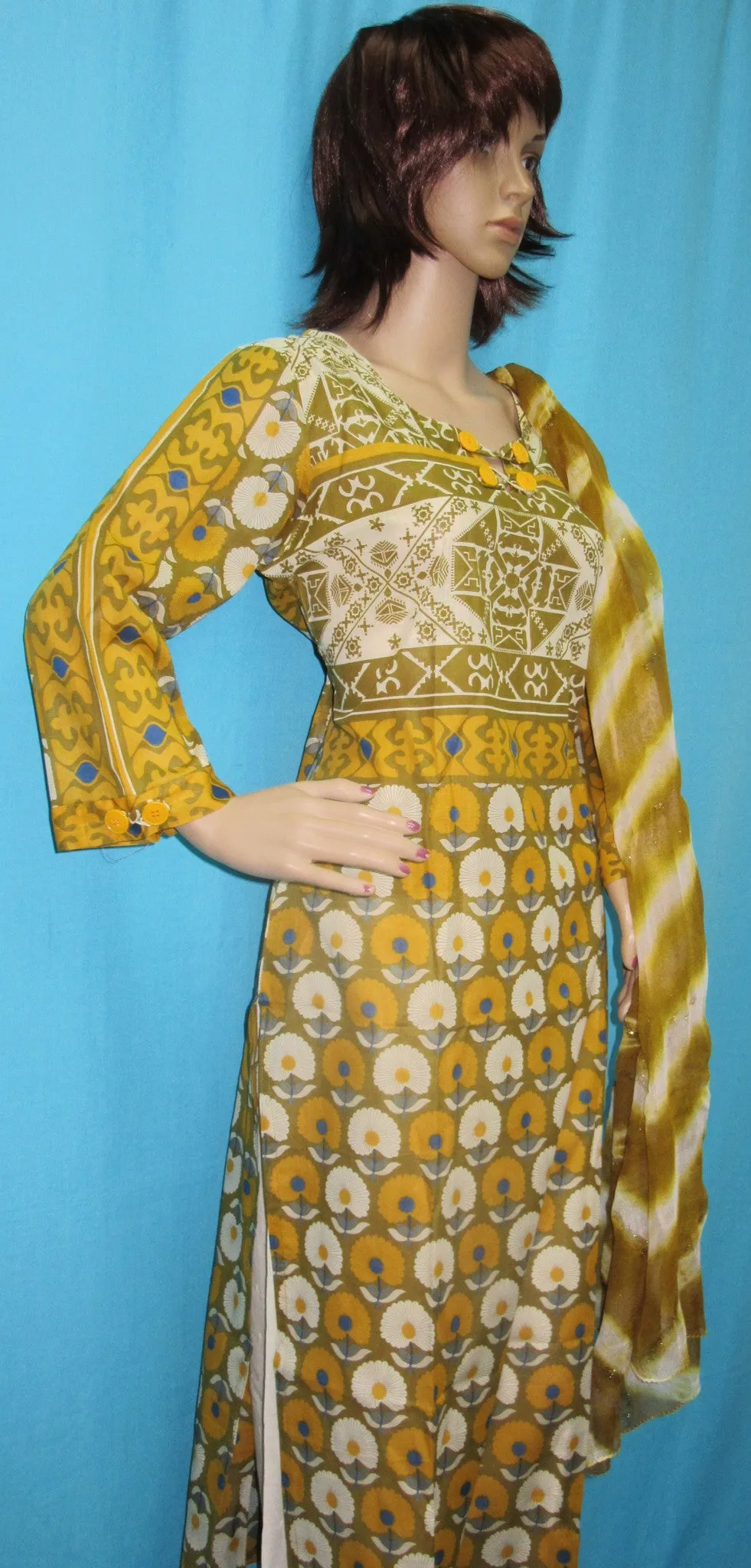 Suit 3786 Black Green Printed Cotton Long Kameez Ivory Plazo Pakistani Suit