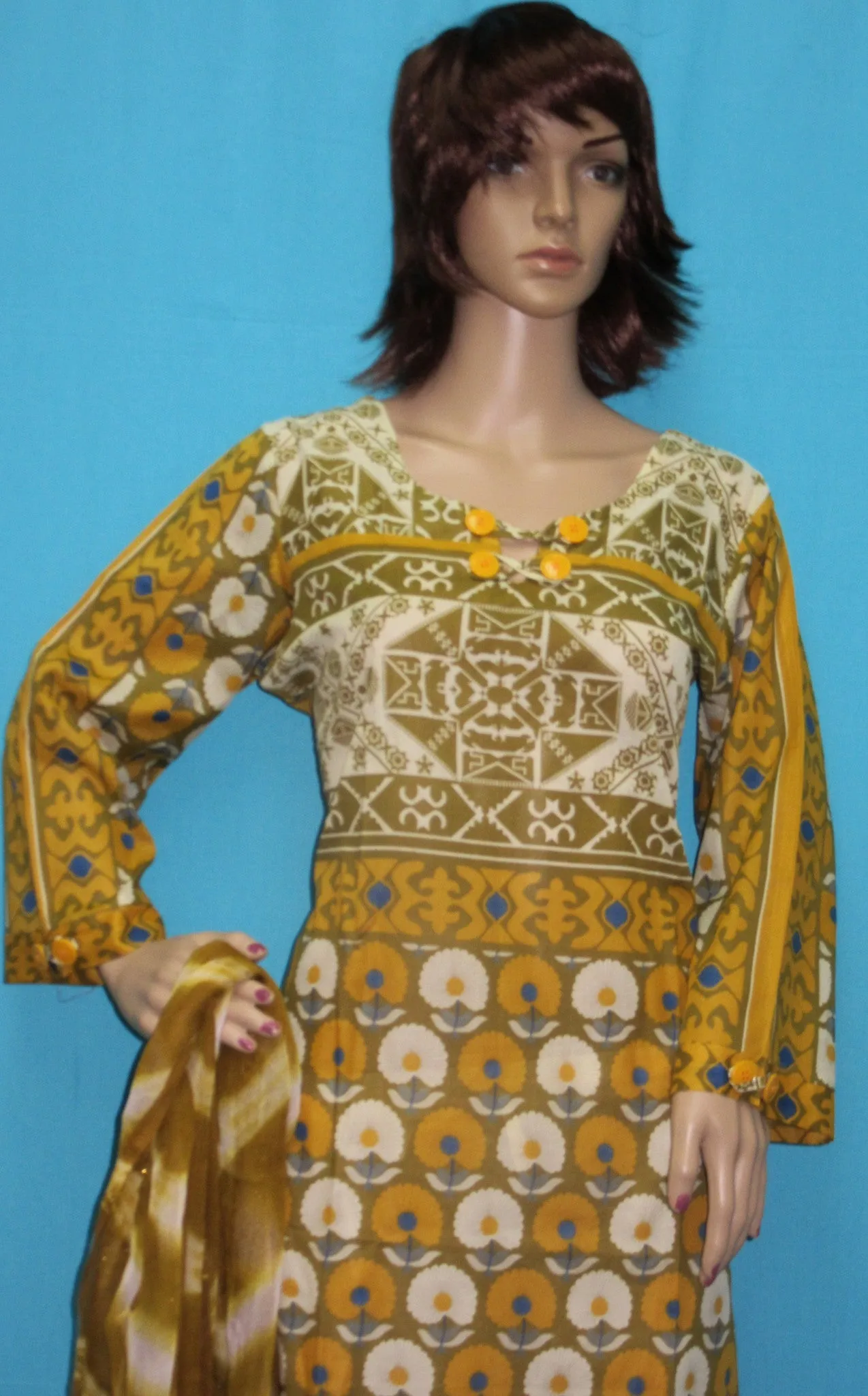 Suit 3786 Black Green Printed Cotton Long Kameez Ivory Plazo Pakistani Suit
