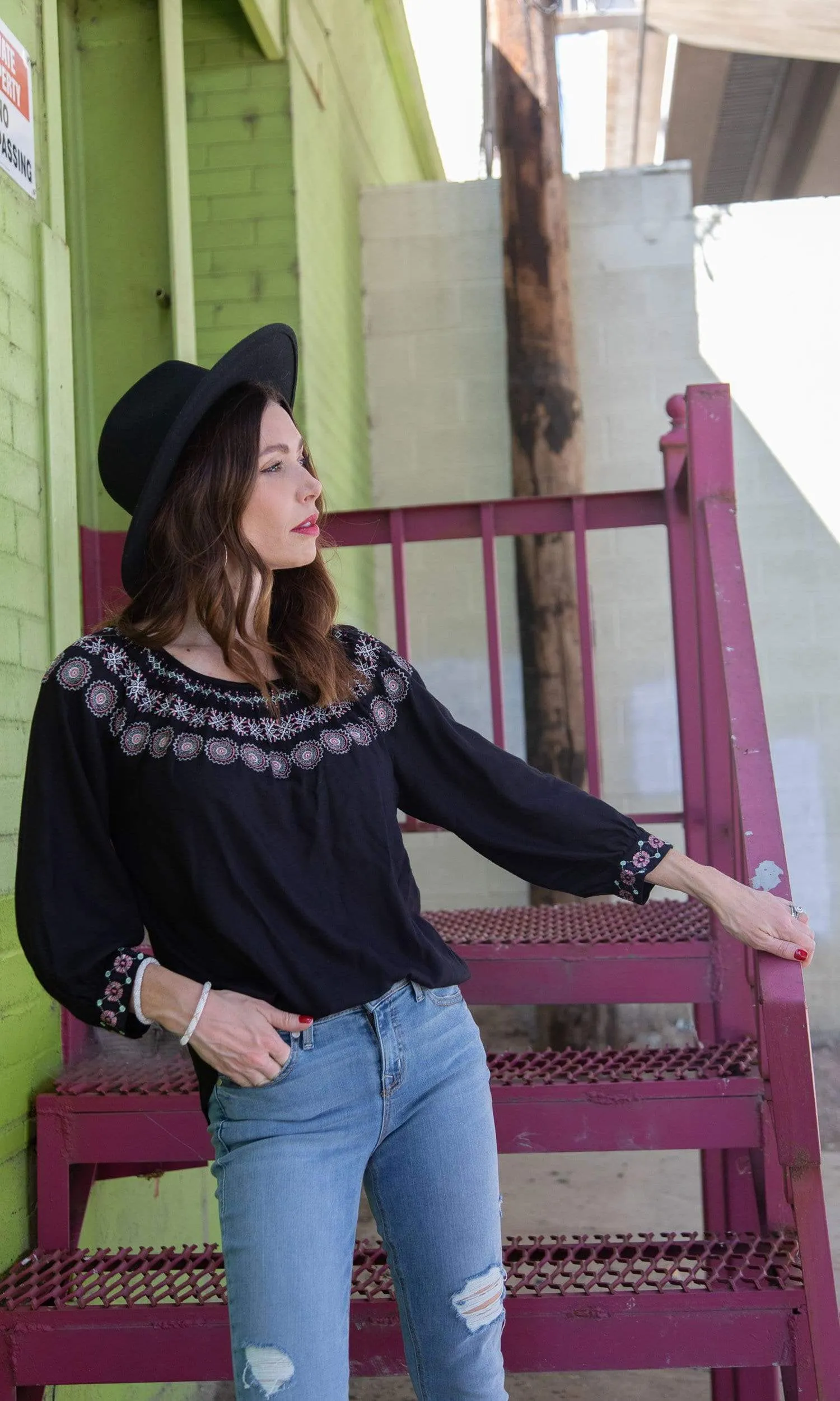 Velvet by Graham & Spencer Eva Embroidered Peasant Top