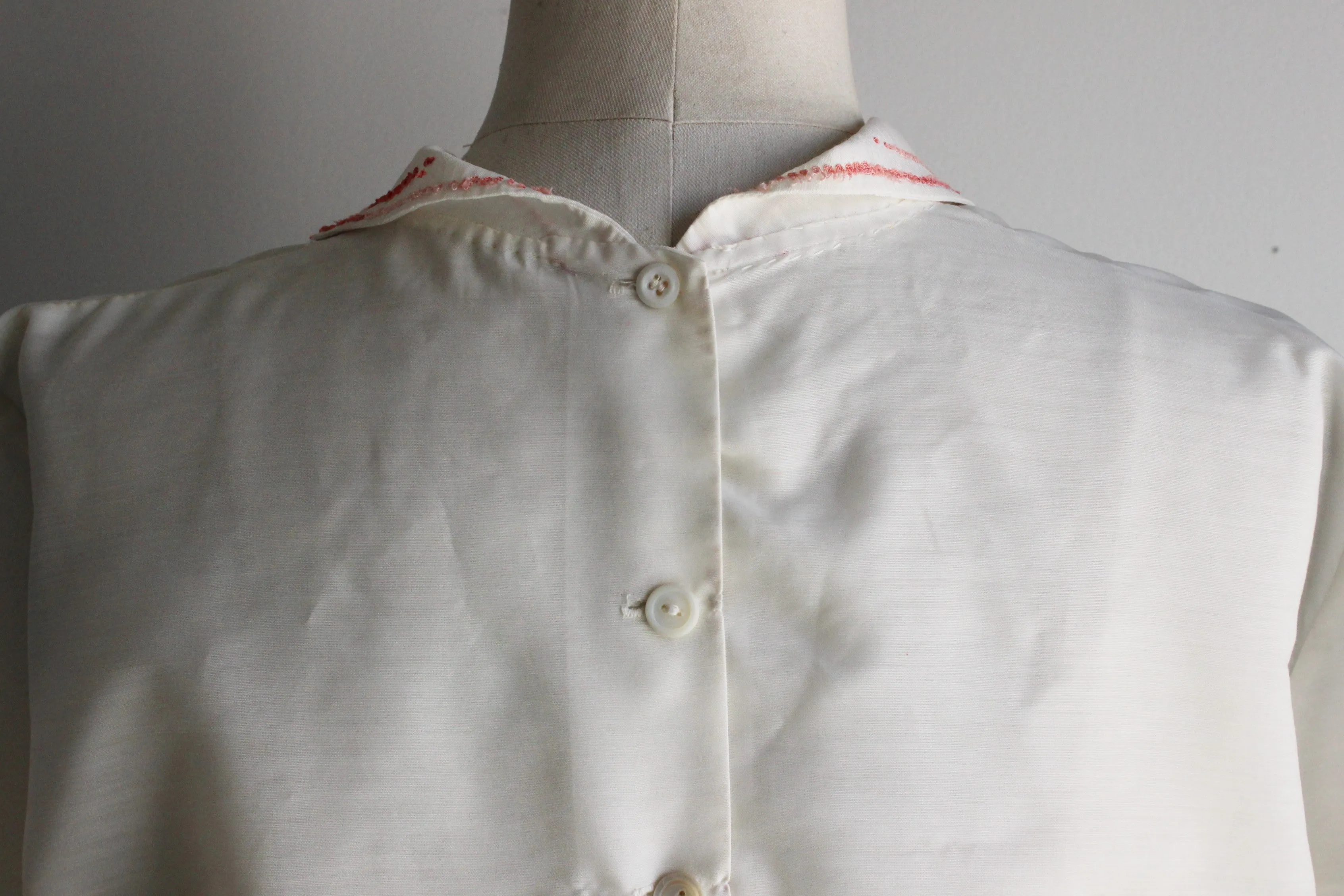 Vintage 1960s Embroidered Peasant Blouse