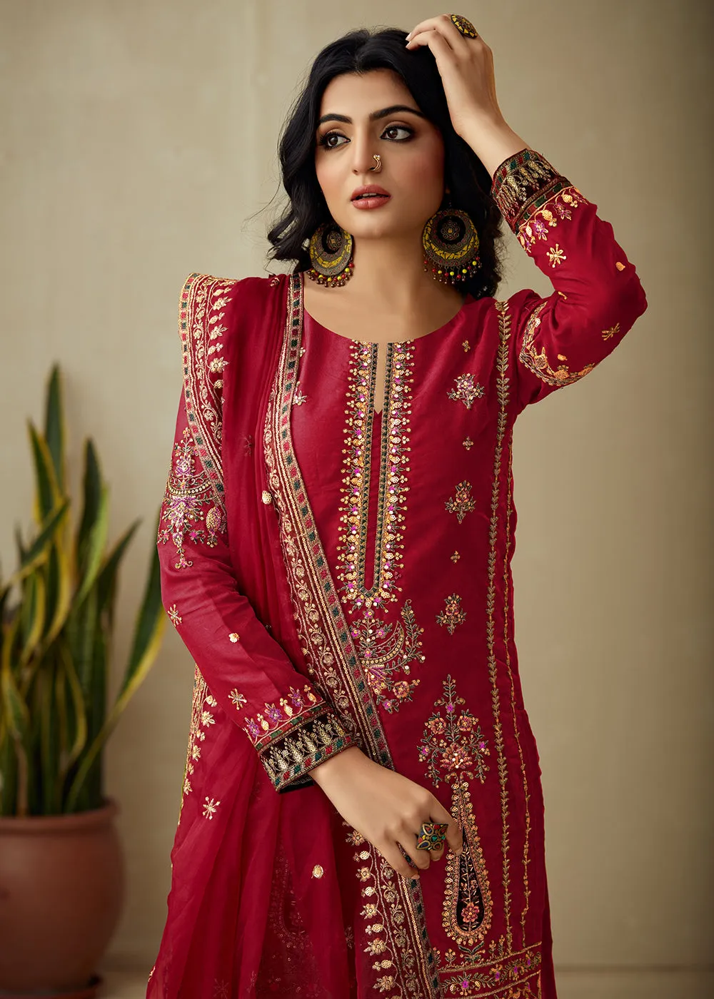 Vivid Red Organza Embroidered Traditional Salwar Kameez