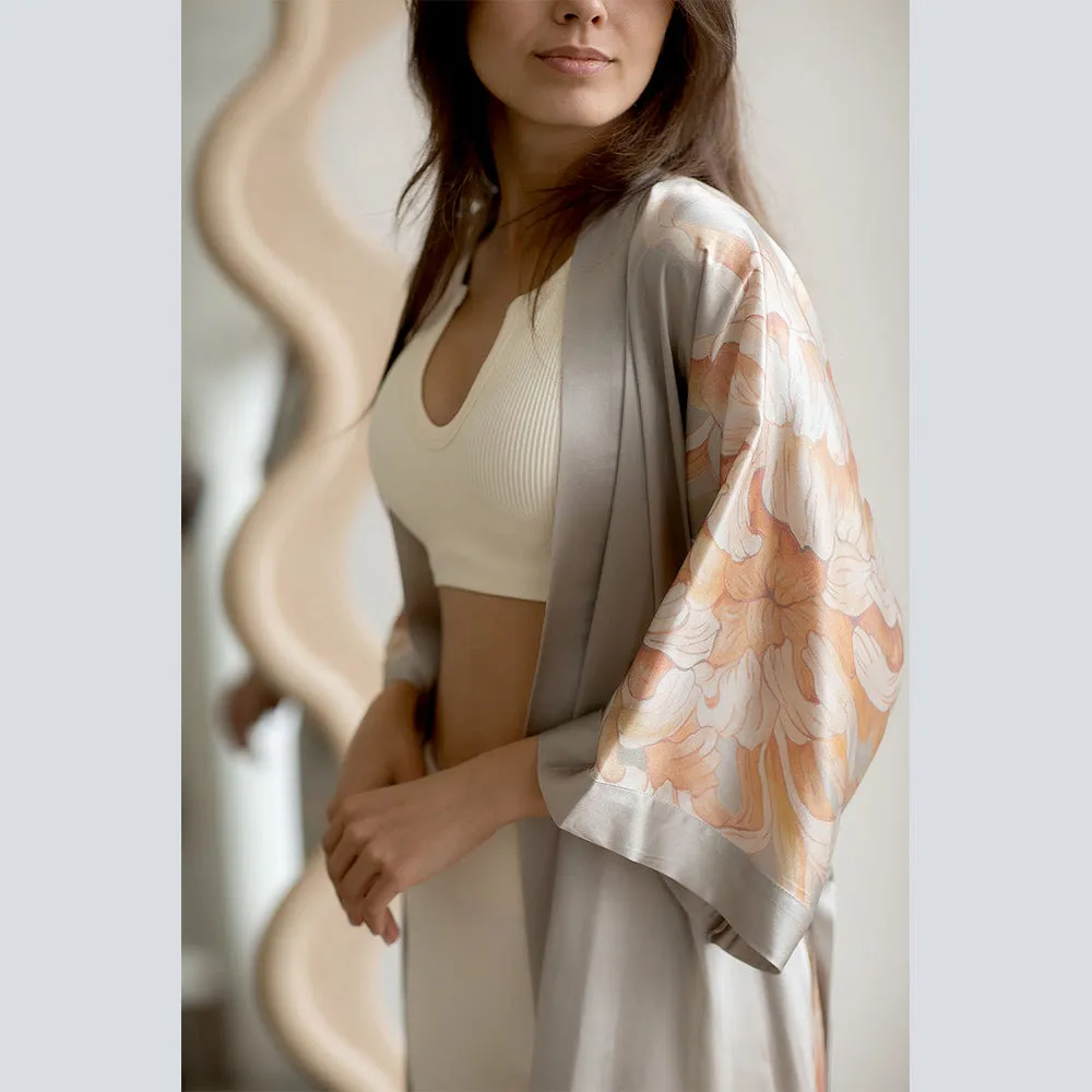 Washable Silk Kiku Short Kimono Robe