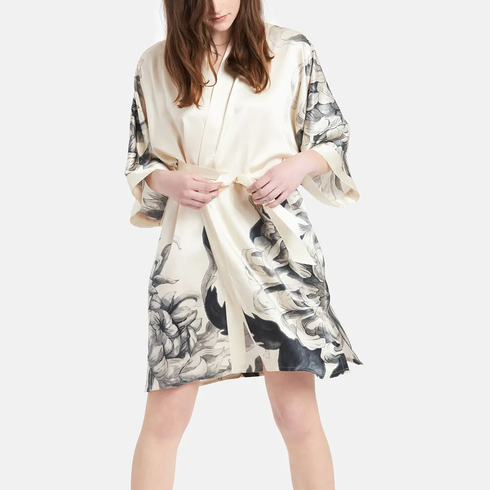 Washable Silk Kiku Short Kimono Robe