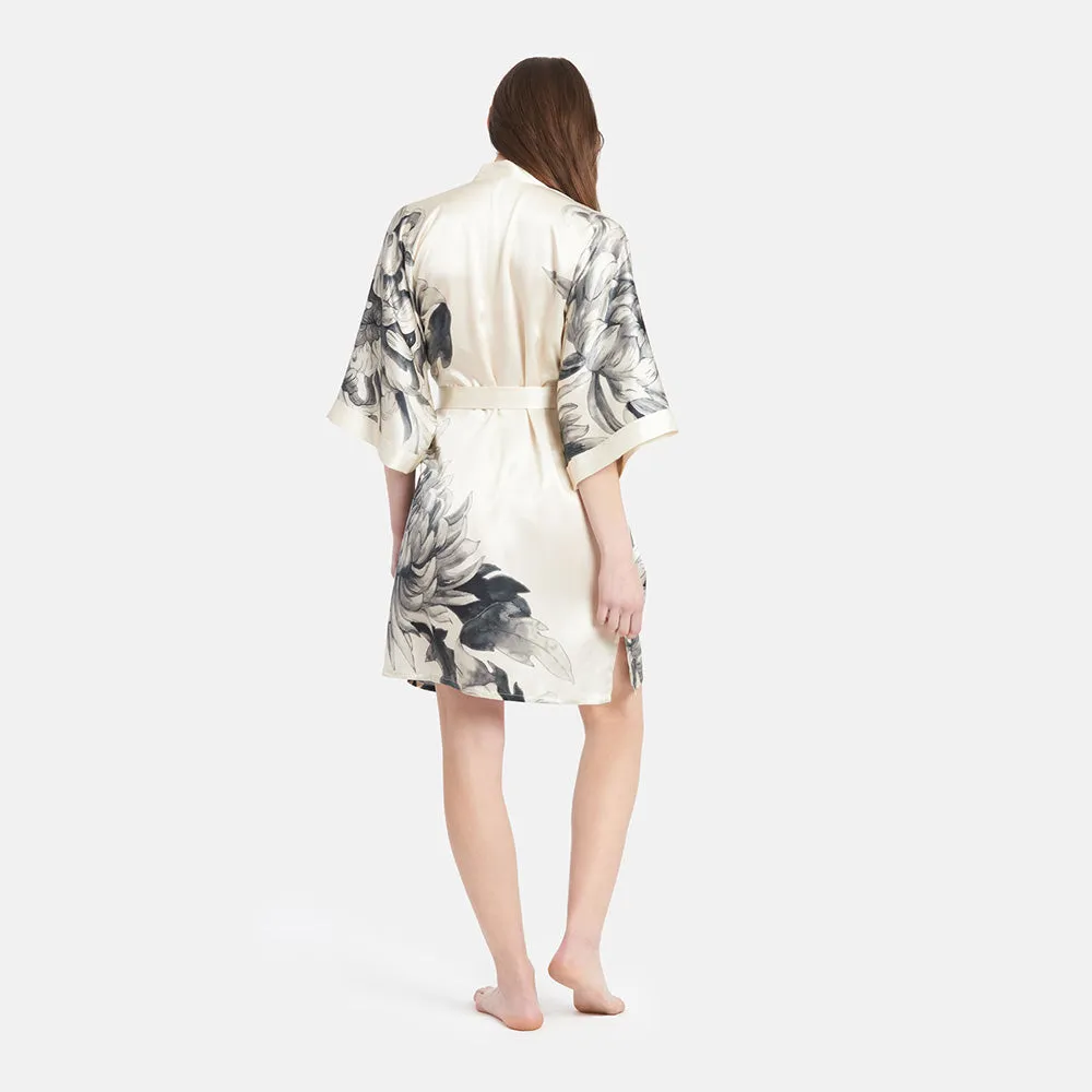 Washable Silk Kiku Short Kimono Robe