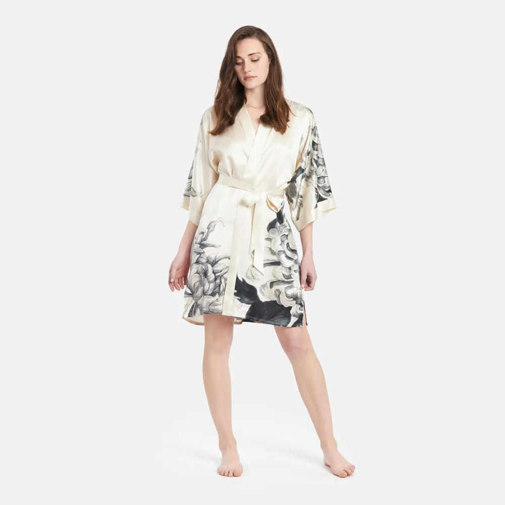 Washable Silk Kiku Short Kimono Robe